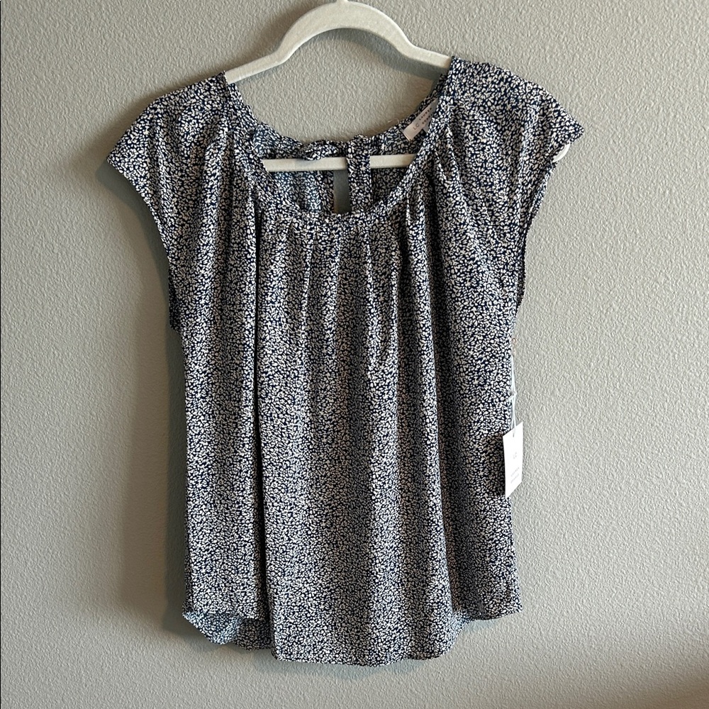 LC Lauren Conrad Black and White Floral Blouse